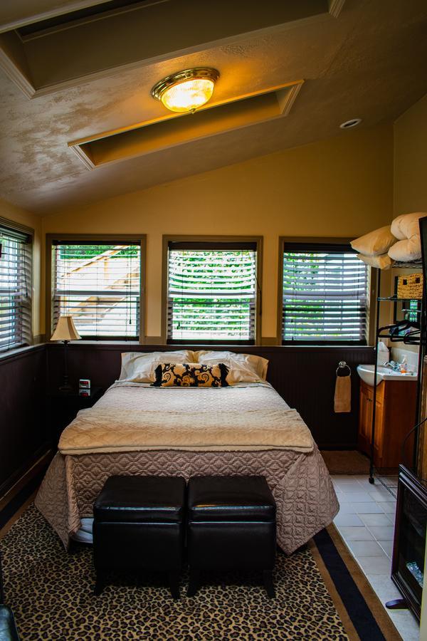 Rooster Hill Guest House Port Angeles Dış mekan fotoğraf